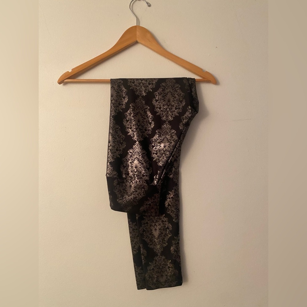 Material girl leggings
